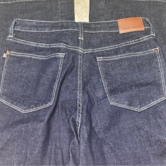 Judy Blue Los Angeles Retro Wide Leg Jeans - Picture 3 of 13